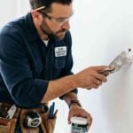 Hire a Trusted Handyman for Moving Day | UAE Repairs Guide Hire a Trusted Handyman for Moving Day | UAE Repairs Guide